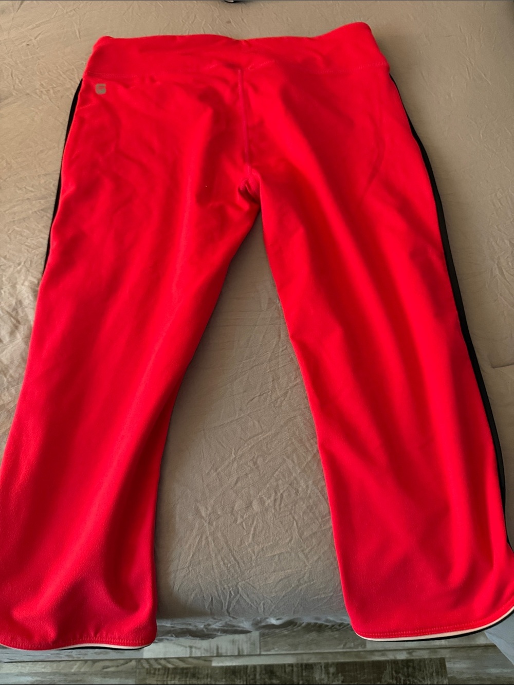 Fabletics pink and Black Leggings & Sports Bra Set - Picture 2 of 4